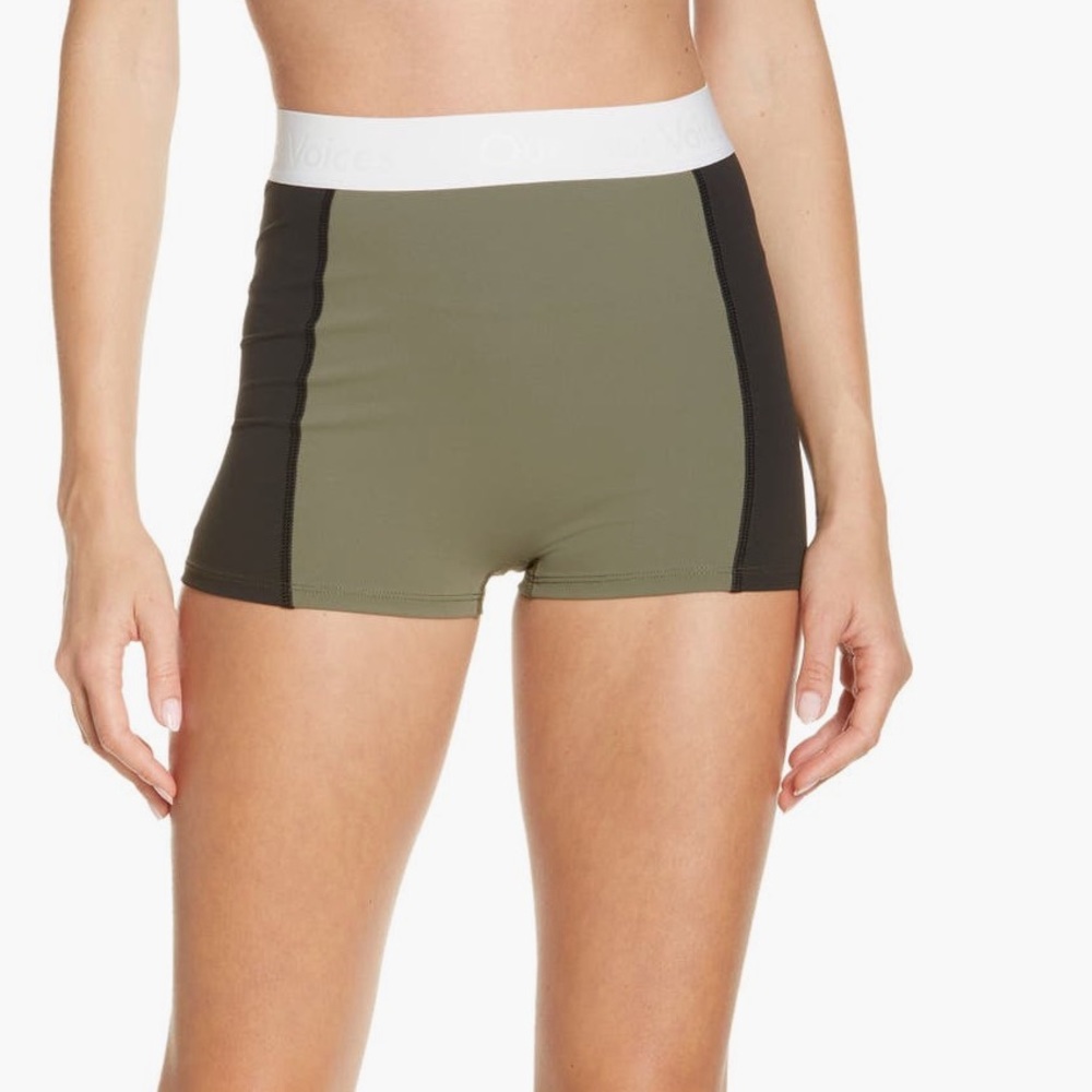 Outdoor Voices zoom bike shorts